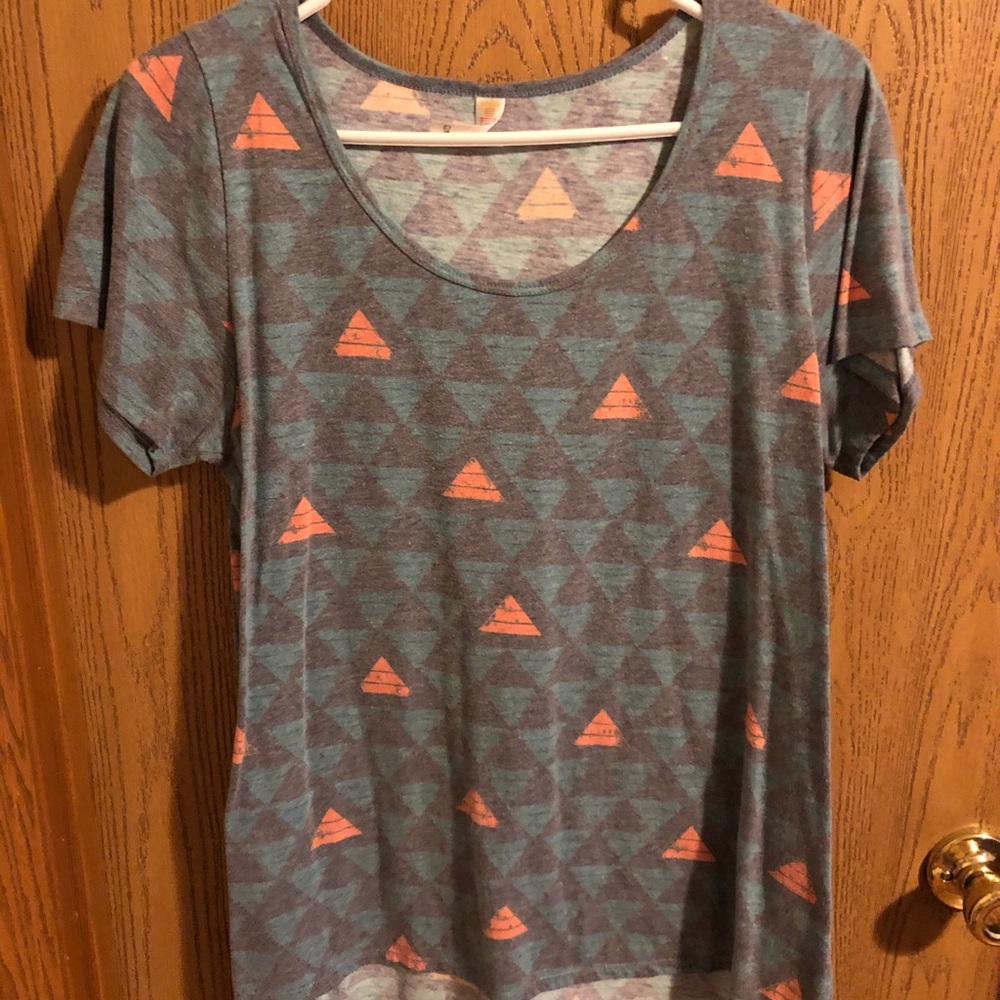 Lularoe top